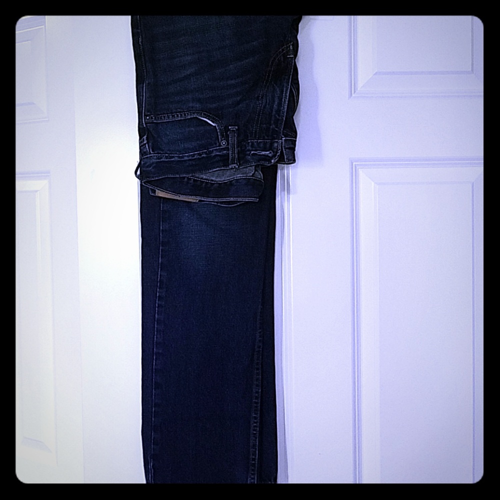 Hollister Dark Wash 32x34 jeans